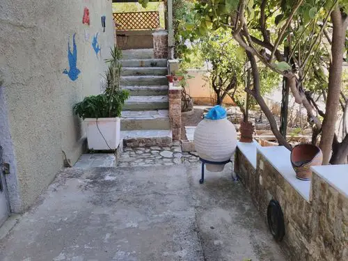 house greece, attiki, salamina - property under 100k